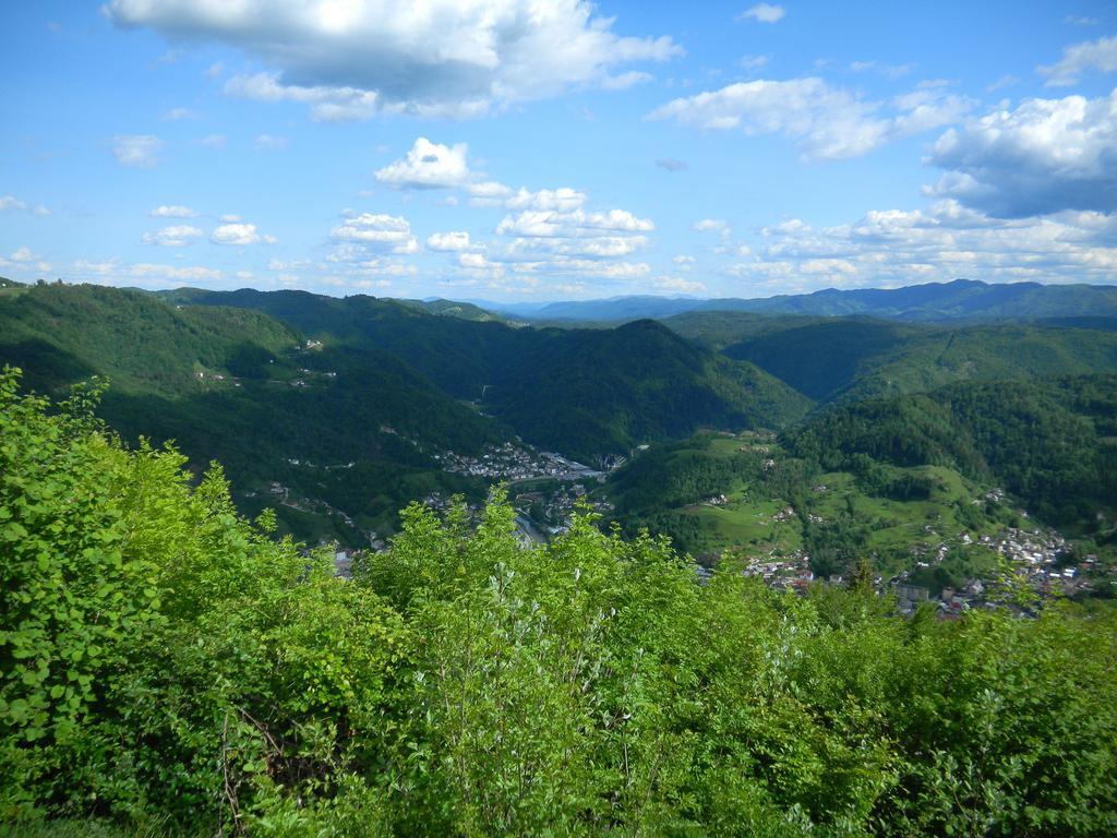 Hotel Jozef Idrija Exteriör bild